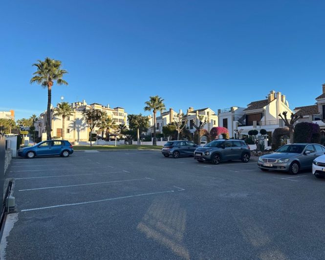 Image No.28-2 Bed Apartment for sale