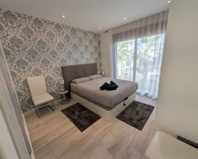 Image No.17-3 Bed Villa for sale