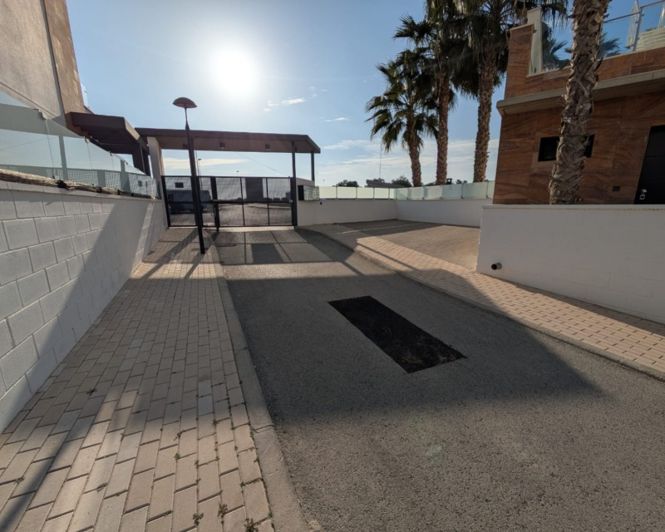 Image No.36-3 Bed Villa for sale