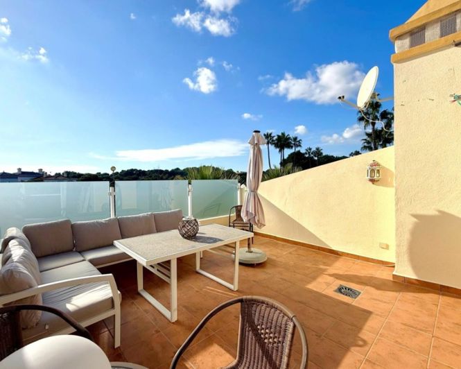 Image No.15-2 Bed Townhouse for sale