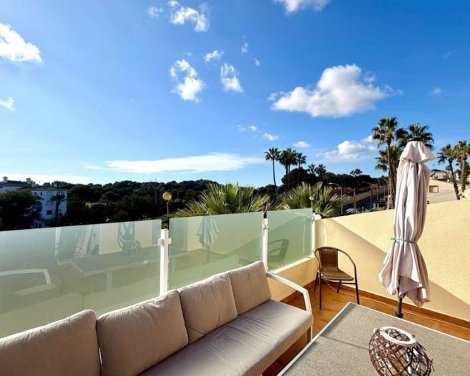 Image No.17-2 Bed Townhouse for sale