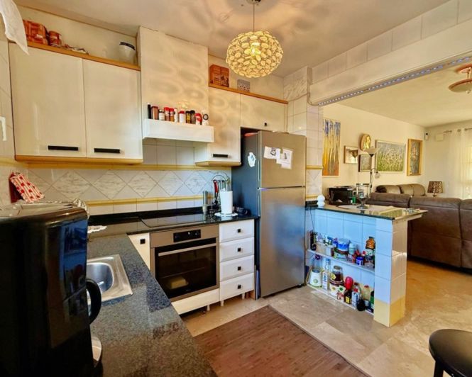 Image No.5-2 Bed Townhouse for sale