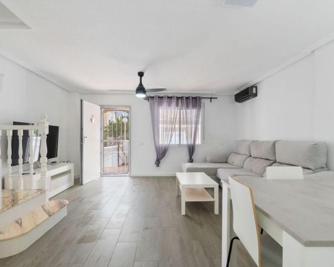 Image No.5-3 Bed Townhouse for sale