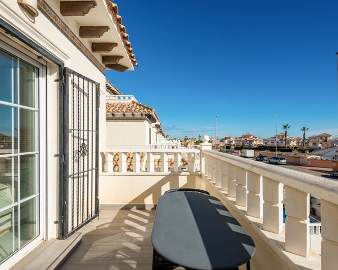 Image No.36-3 Bed Villa for sale