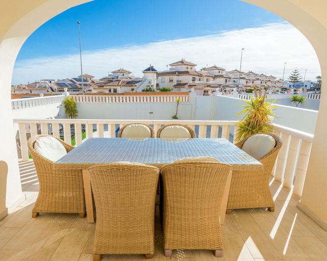 Image No.45-3 Bed Villa for sale