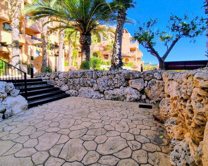 Image No.24-2 Bed Apartment for sale