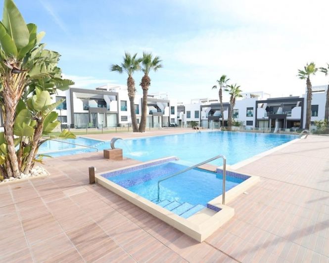 Image No.19-2 Bed Apartment for sale