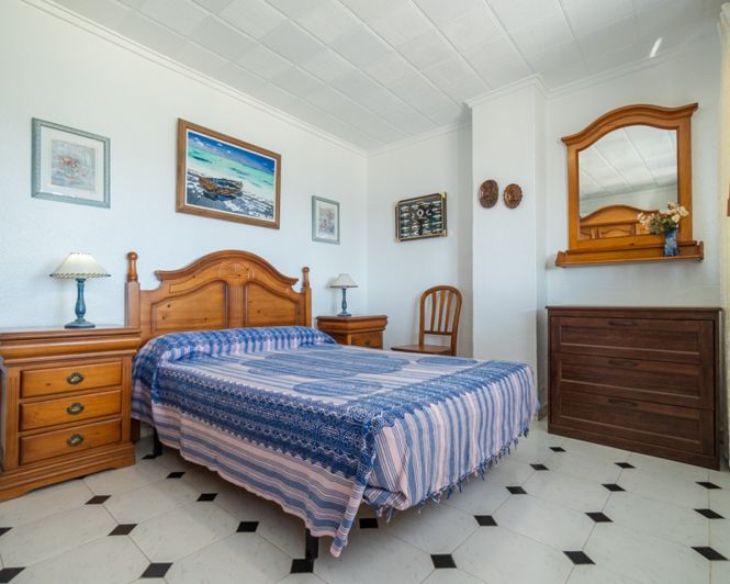 Image No.15-2 Bed Apartment for sale