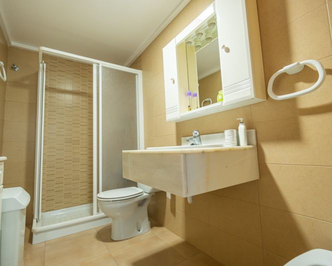 Image No.17-2 Bed Apartment for sale