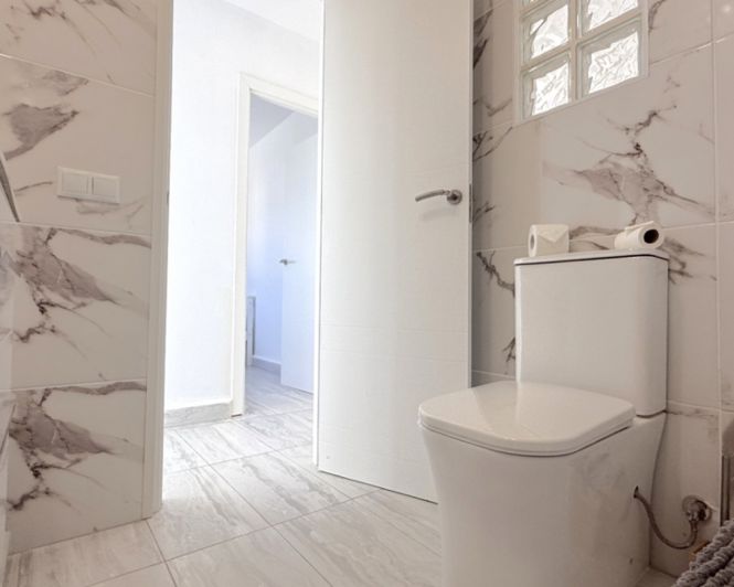 Image No.27-2 Bed Villa for sale