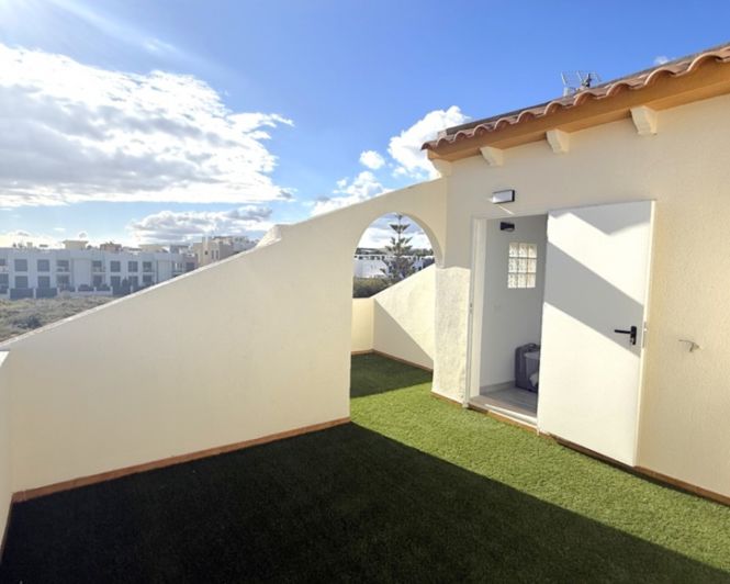 Image No.44-2 Bed Villa for sale