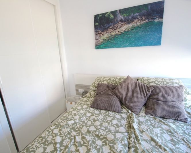 Image No.24-2 Bed Apartment for sale