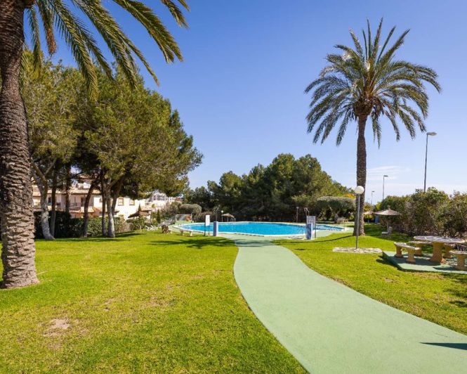 Image No.26-2 Bed Apartment for sale