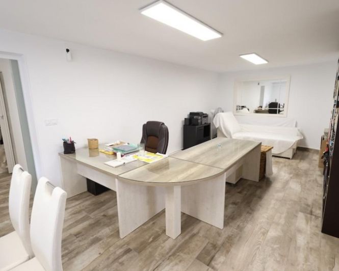 Image No.40-4 Bed Villa for sale