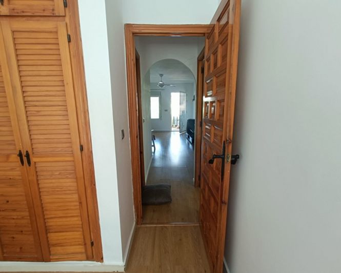Image No.13-3 Bed Apartment for sale