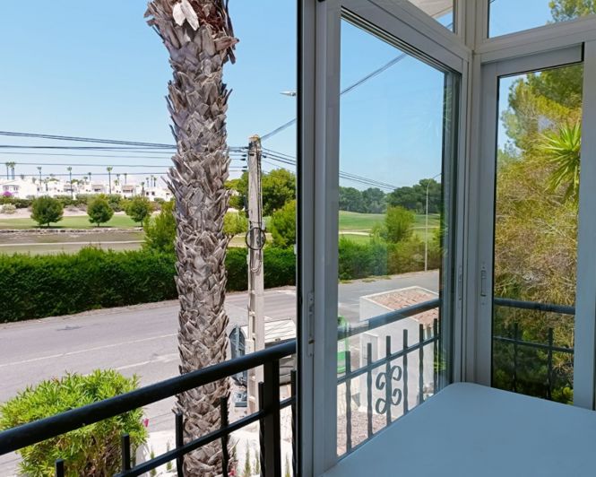 Image No.21-3 Bed Apartment for sale