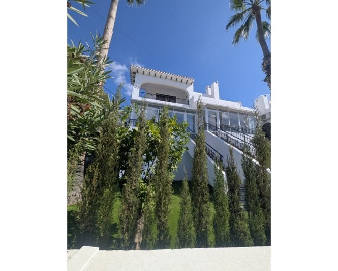 Image No.26-3 Bed Apartment for sale