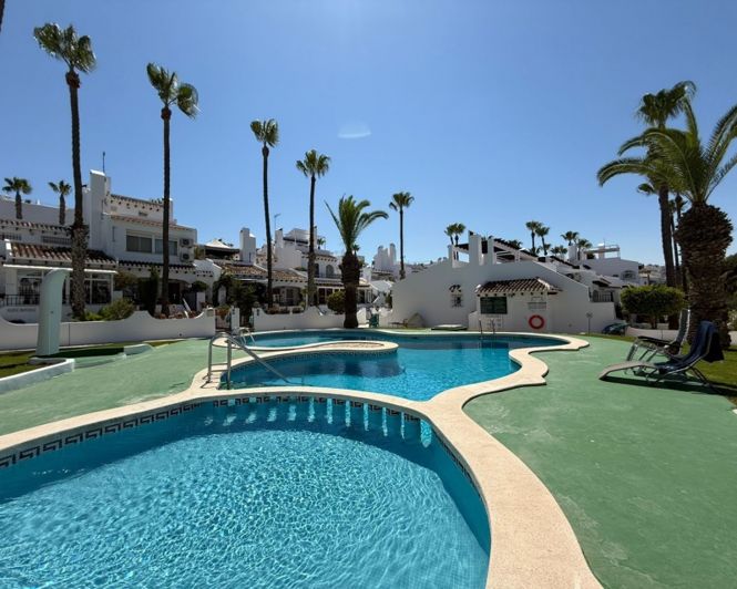 Image No.27-3 Bed Apartment for sale