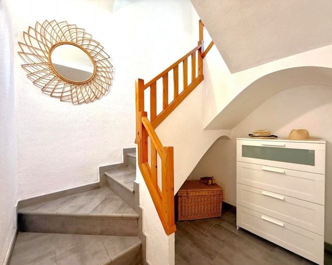 Image No.10-3 Bed Townhouse for sale