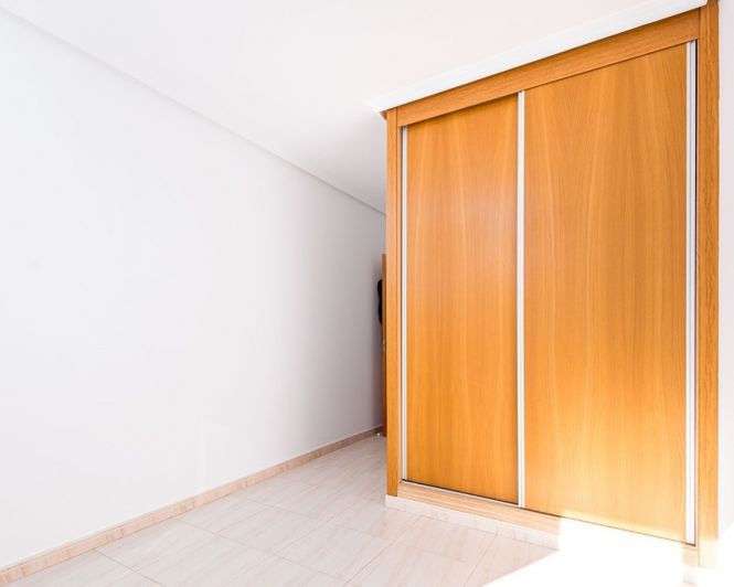 Image No.20-2 Bed Apartment for sale