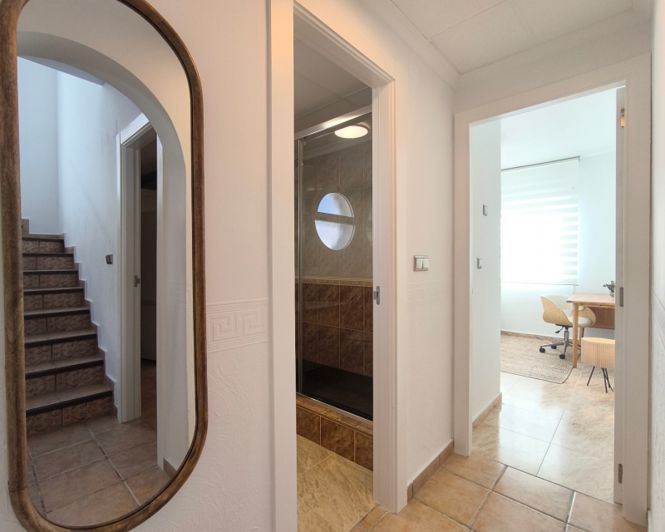 Image No.18-3 Bed Villa for sale