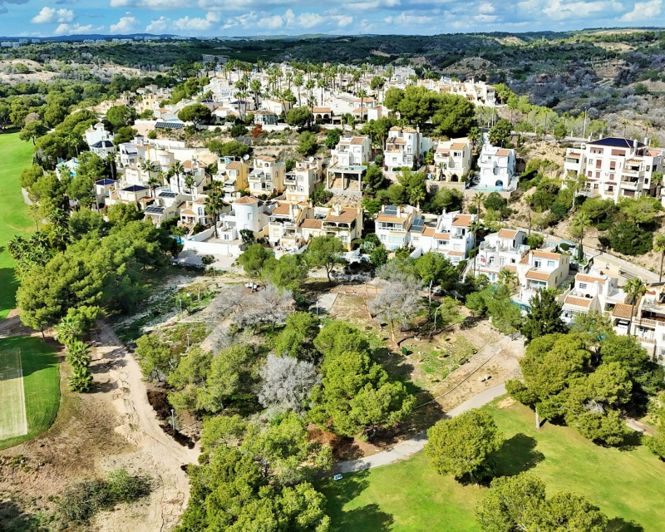 Image No.2-3 Bed Villa for sale