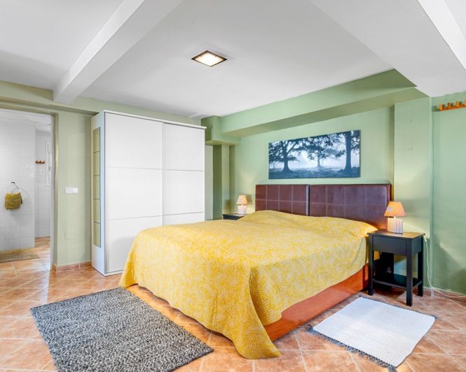 Image No.26-3 Bed Villa for sale