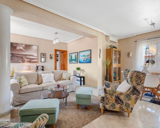 Image No.3-3 Bed Villa for sale