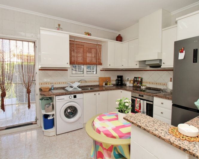 Image No.8-2 Bed Apartment for sale