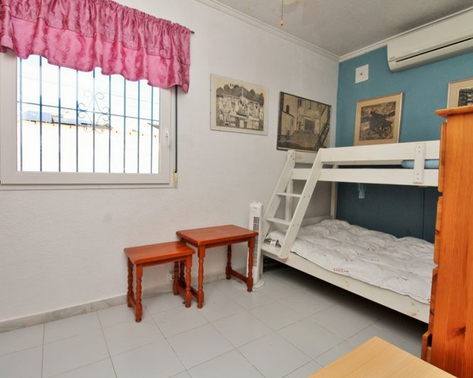 Image No.15-Villa de 2 chambres à vendre à Torrevieja