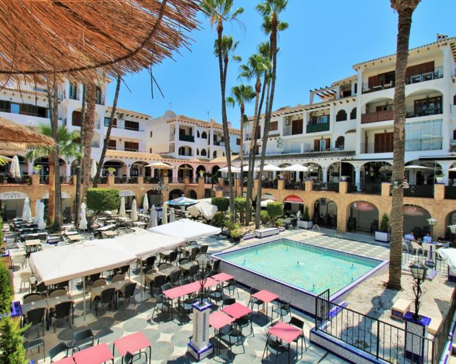 Image No.41-3 Bed Townhouse for sale