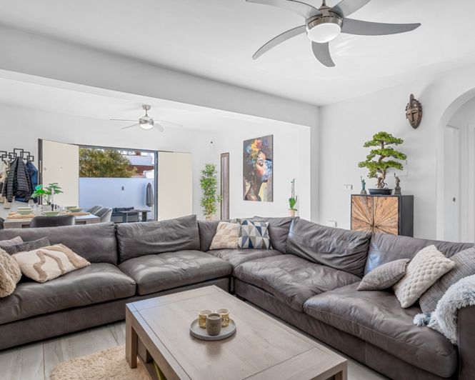 Image No.3-Villa de 5 chambres à vendre à Ciudad Quesada