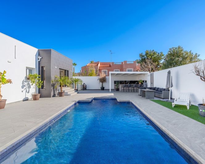 Image No.32-Villa de 5 chambres à vendre à Ciudad Quesada