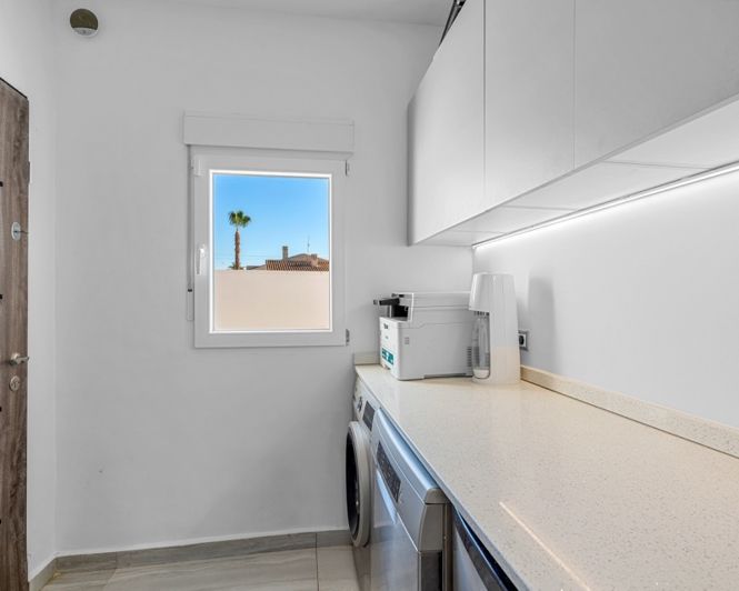 Image No.9-Villa de 5 chambres à vendre à Ciudad Quesada