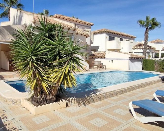 Image No.3-3 Bed Villa for sale