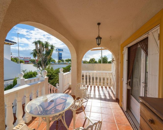 Image No.44-4 Bed Villa for sale