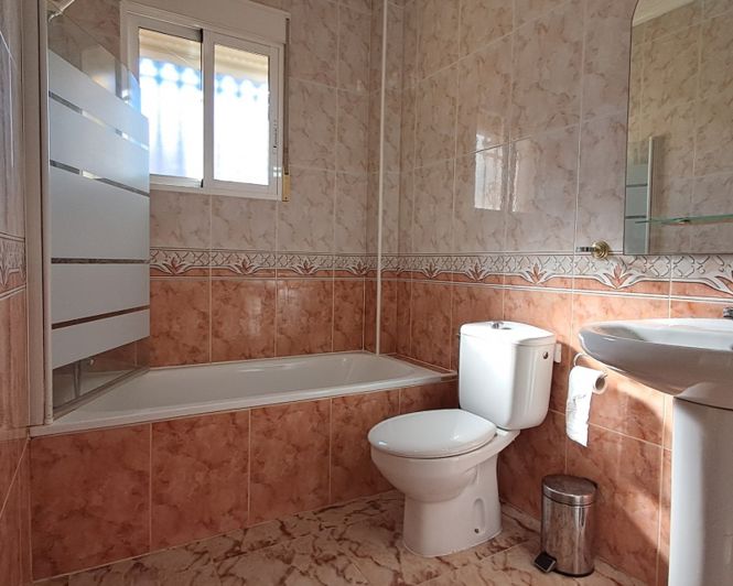 Image No.15-2 Bed Villa for sale