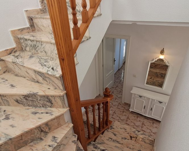 Image No.20-2 Bed Villa for sale