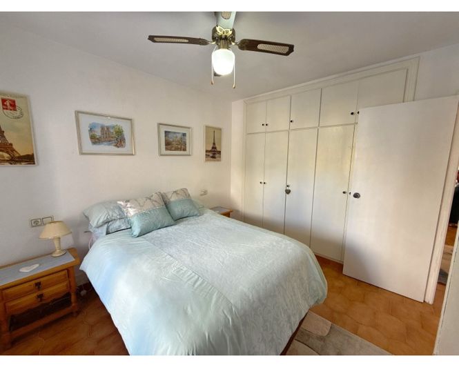 Image No.26-3 Bed Townhouse for sale