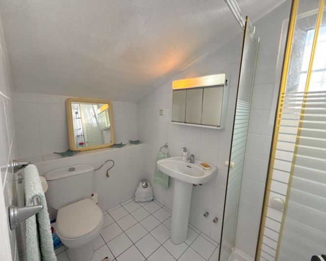 Image No.33-3 Bed Townhouse for sale