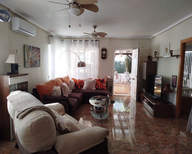 Image No.2-3 Bed Townhouse for sale