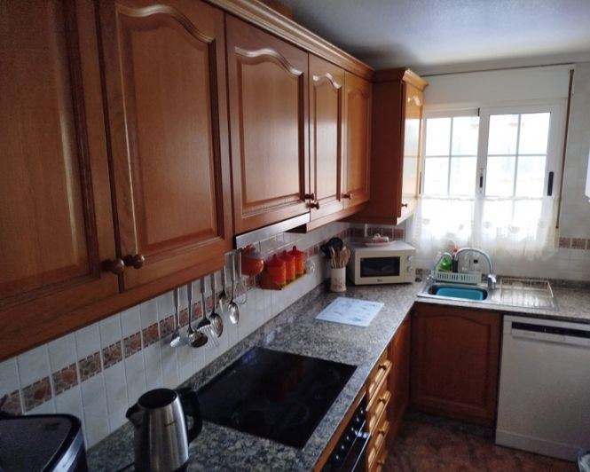 Image No.21-3 Bed Townhouse for sale