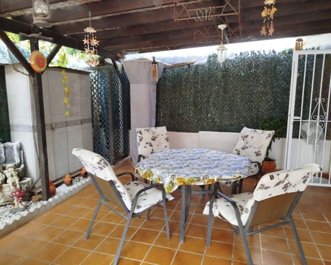 Image No.23-3 Bed Townhouse for sale