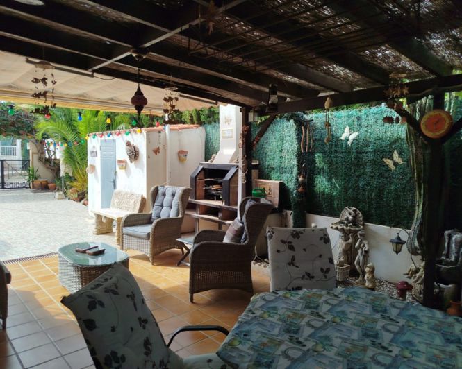 Image No.25-3 Bed Townhouse for sale