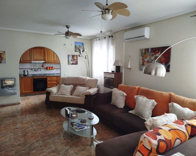 Image No.3-3 Bed Townhouse for sale