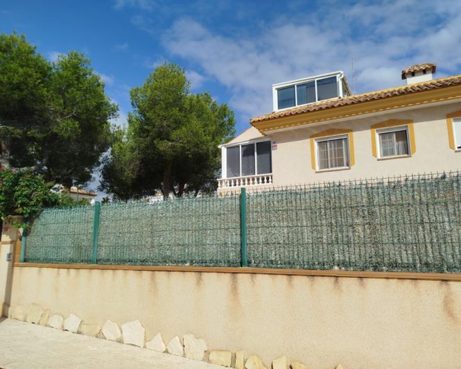 Image No.36-3 Bed Townhouse for sale