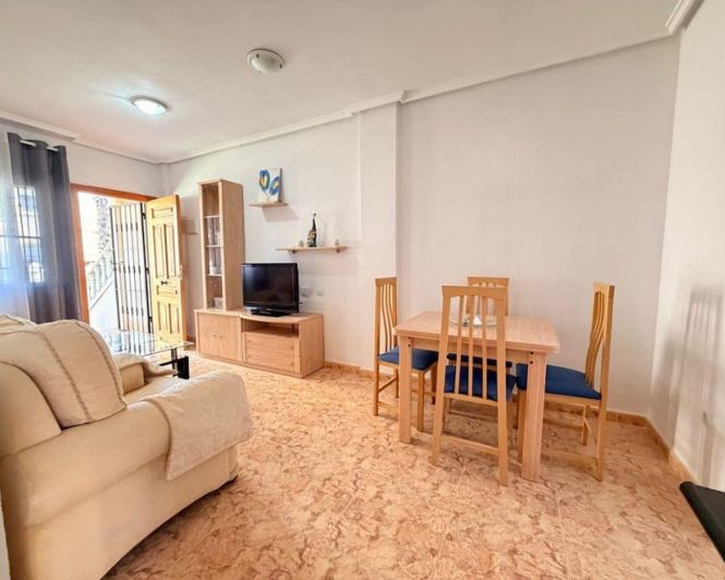 Image No.10-2 Bed Apartment for sale