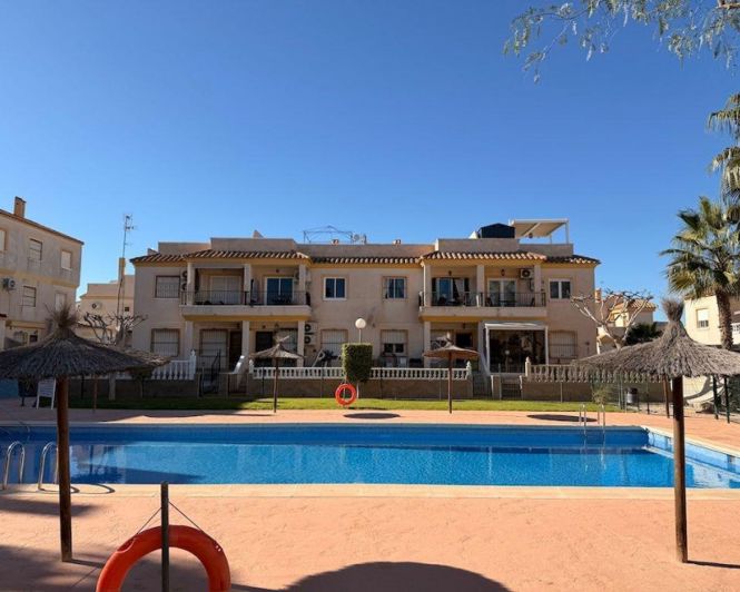 Image No.18-2 Bed Apartment for sale