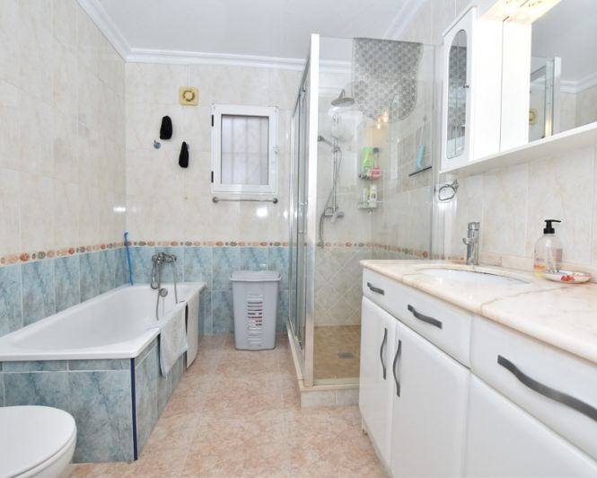 Image No.20-3 Bed Villa for sale