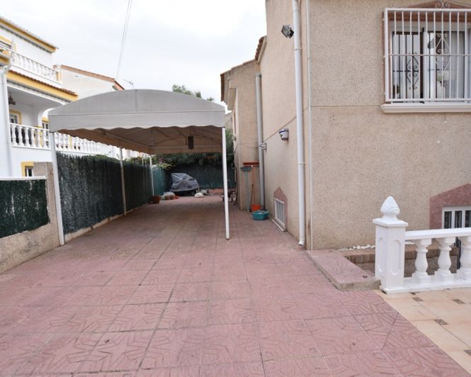 Image No.5-3 Bed Villa for sale